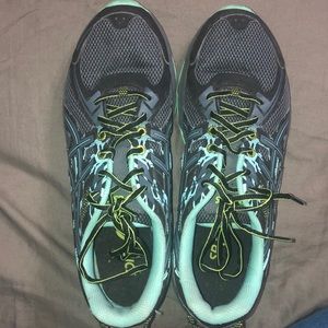 EUC ASICS sneakers!